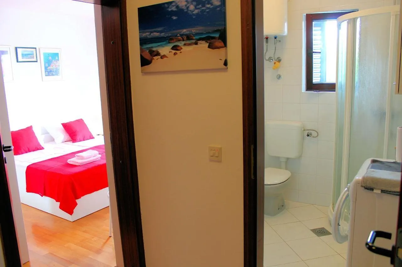 Apartment Nina A2+1 Novi Vinodolski